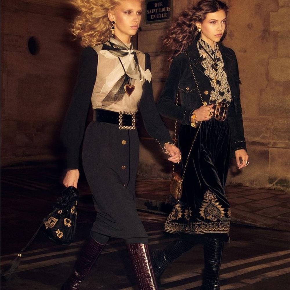 ❗️SOLD❗️ZARA Campaign Heart Button Skirt